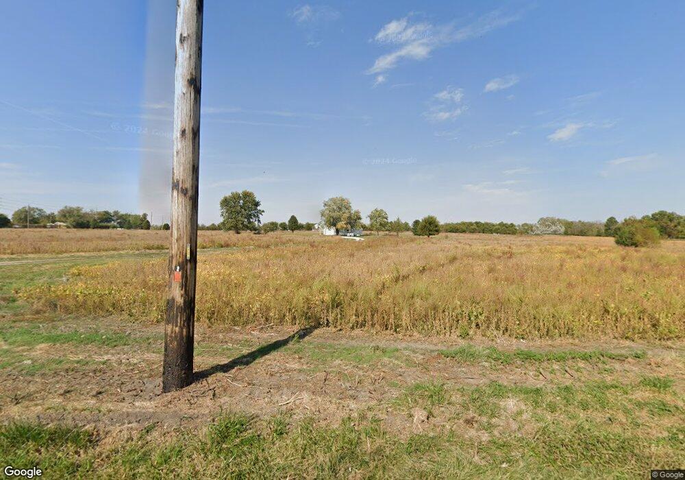 304 W Hubach Hill Rd, Raymore, MO 64083 - photo 1