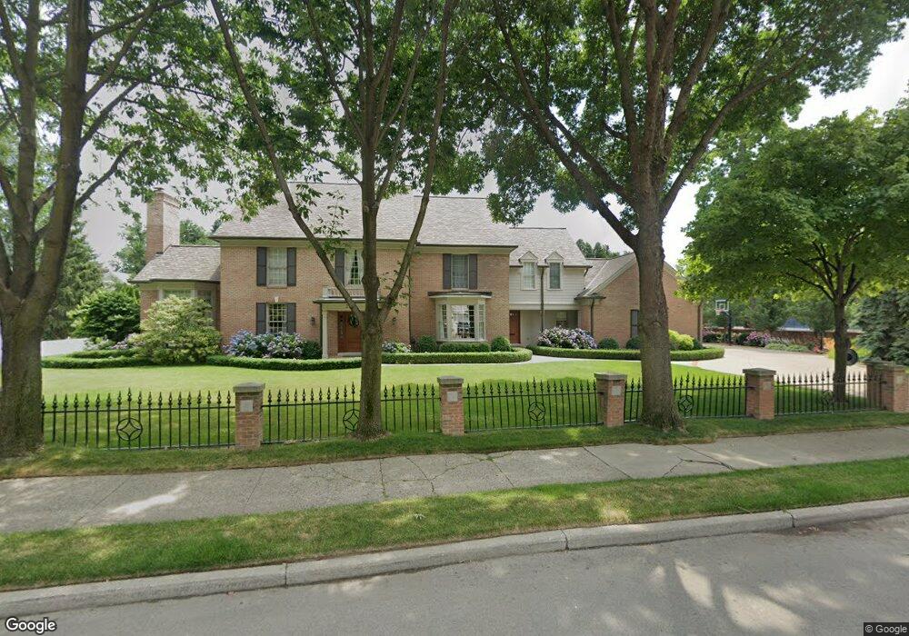 202 Grosse Pointe Blvd, Grosse Pointe Farms, MI 48236 - photo 1