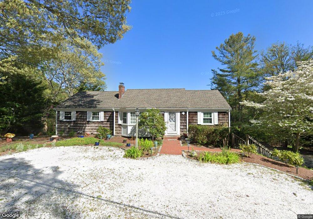 852 W Yarmouth Rd, Yarmouth Port, MA 02675 - photo 1