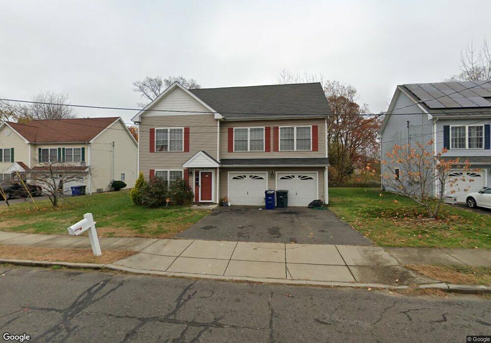 81 Erika Cir, Bridgeport, CT 06606 - photo 1