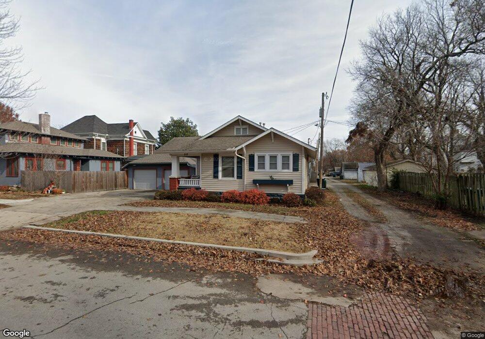 512 S 18th St, Parsons, KS 67357 - photo 1