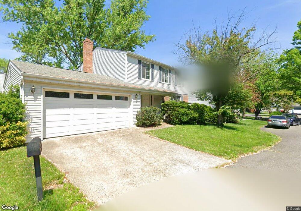 9200 Hunting Pines Place, Fairfax, VA 22032 - photo 1