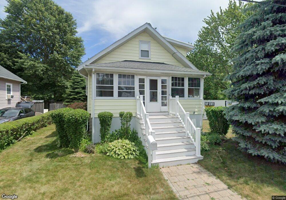 28 Dustin St, Saugus, MA 01906 - photo 1