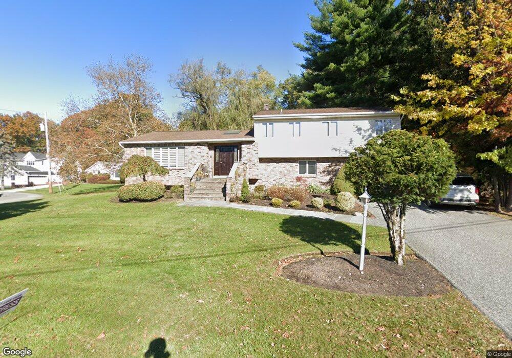 2 Calvert Dr, Monsey, NY 10952 - photo 1