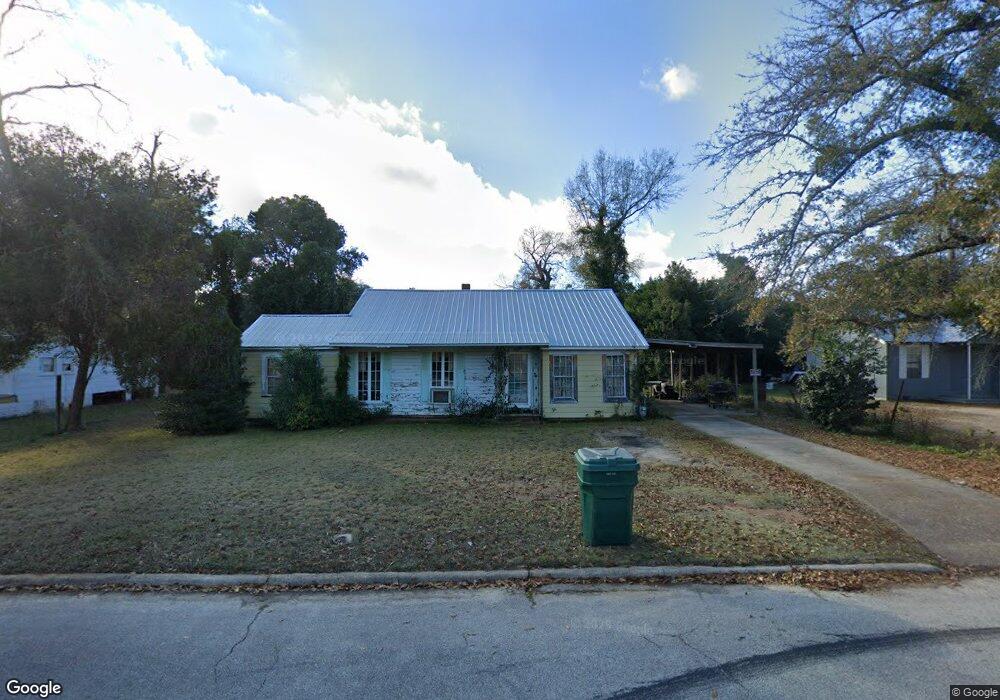 930 Anderson St, Bainbridge, GA 39819 - photo 1