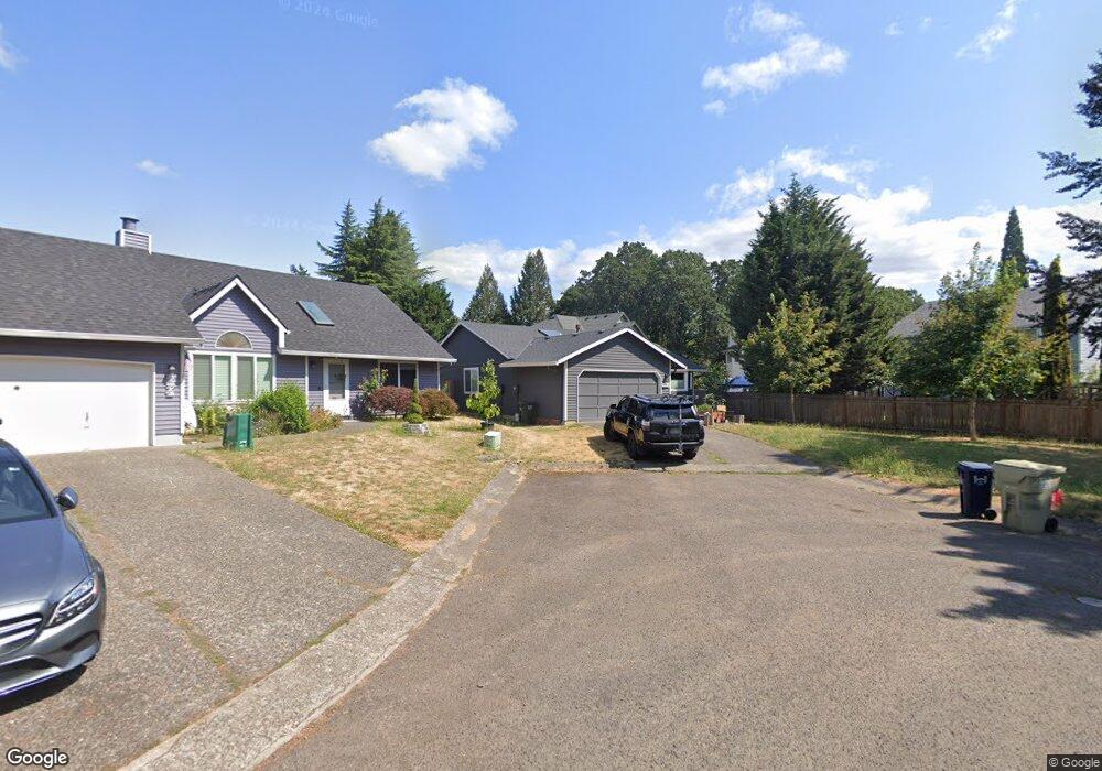 17586 SW Beaver Ct, Beaverton, OR 97006 - photo 1