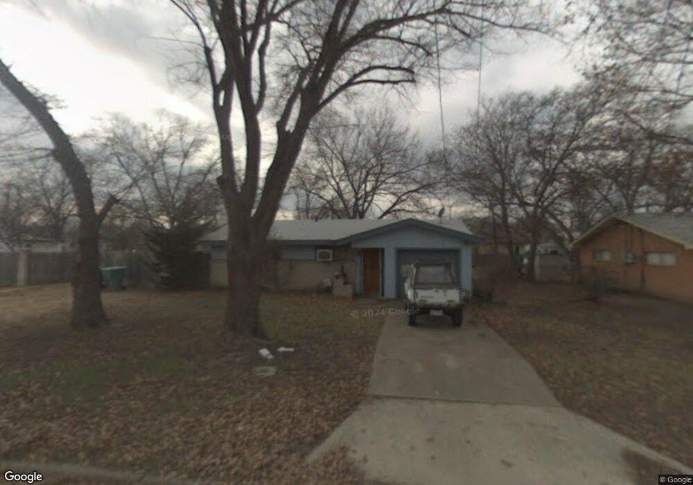 1310 N Hurt St, Sherman, TX 75090 - photo 1