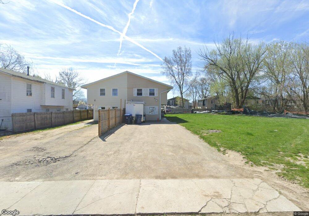 1607 10th Ct, Waukegan, IL 60085 - photo 1