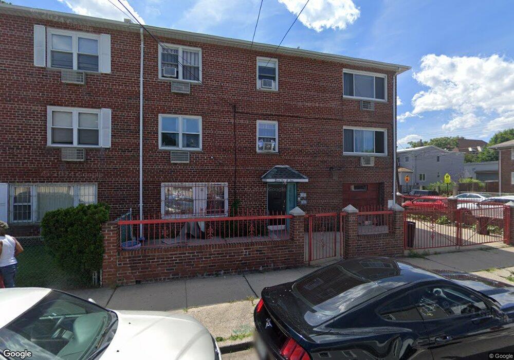9504 85th St, Ozone Park, NY 11416 - photo 1