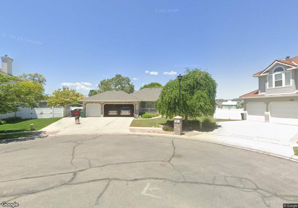 11698 Stone Crest Cir, Riverton, UT 84065 - photo 1