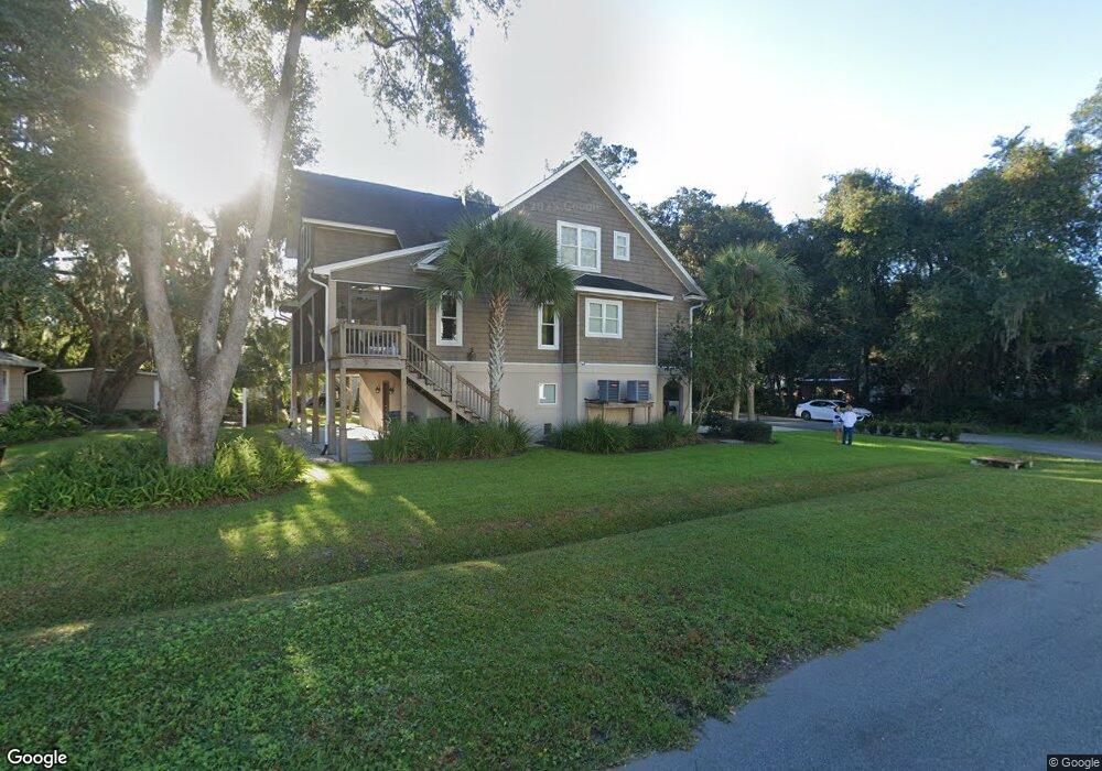 146 Redfern Dr, Saint Simons Island, GA 31522 - photo 1