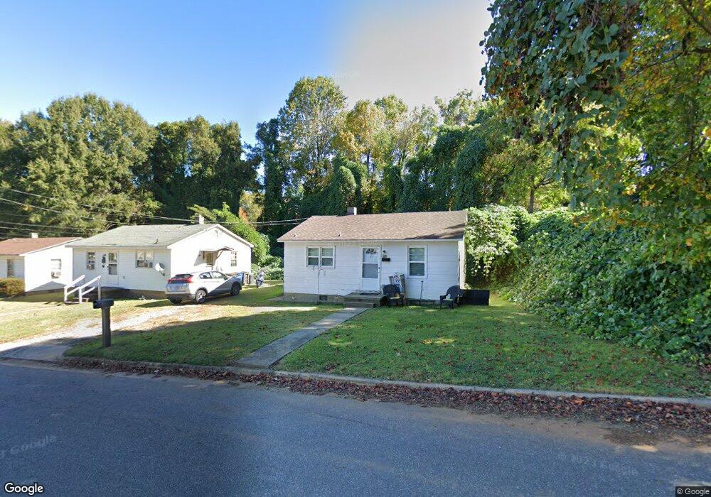 402 N Tradd St, Statesville, NC 28677 - photo 1