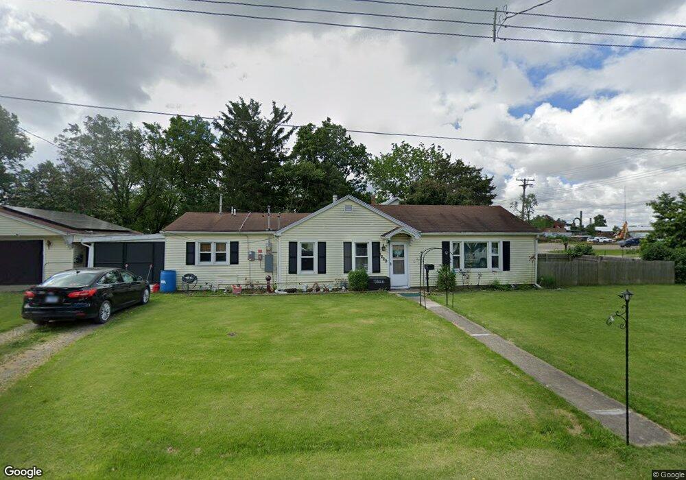 1220 N 11th St, Mattoon, IL 61938 - photo 1