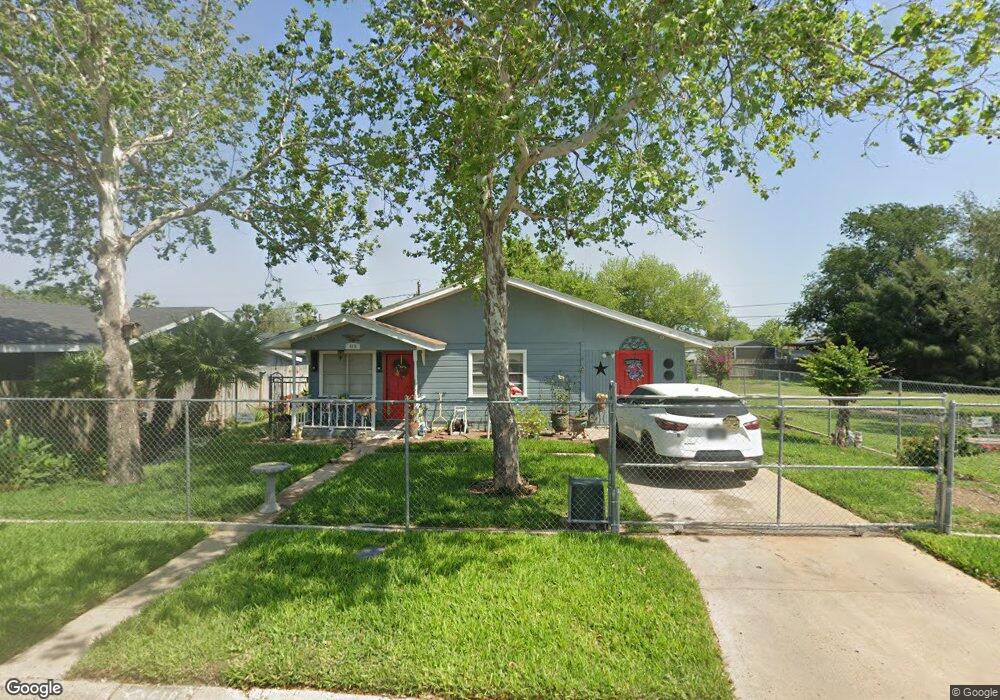 418 Maple St, Donna, TX 78537 - photo 1