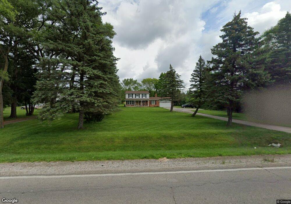 3114 W Carpenter Rd, Flint, MI 48504 - photo 1