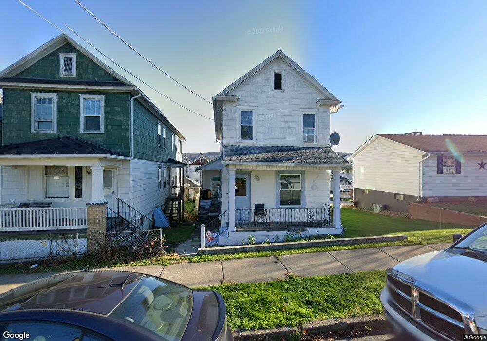 341 E Ridge St, Nanticoke, PA 18634 - photo 1