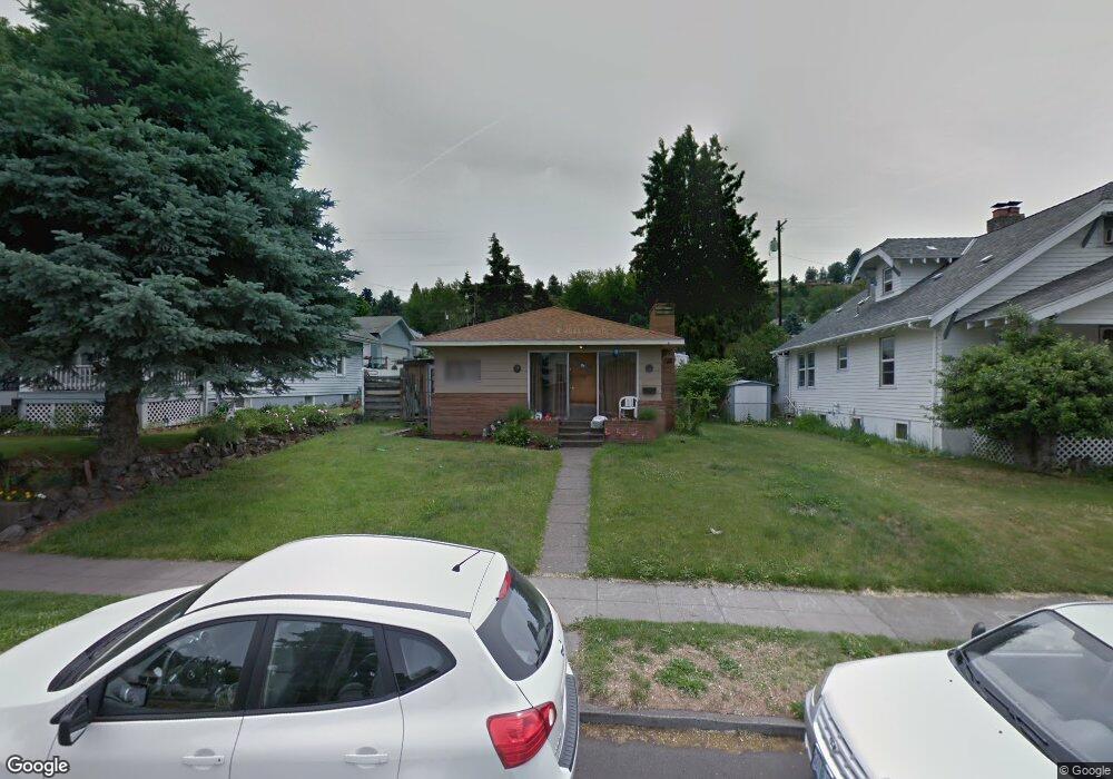 404 E 11th St, the Dalles, OR 97058 - photo 1