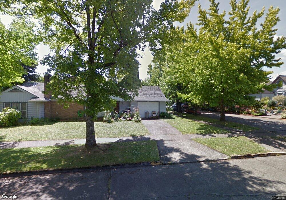 1390 W 10th Ave, Eugene, OR 97402 - photo 1