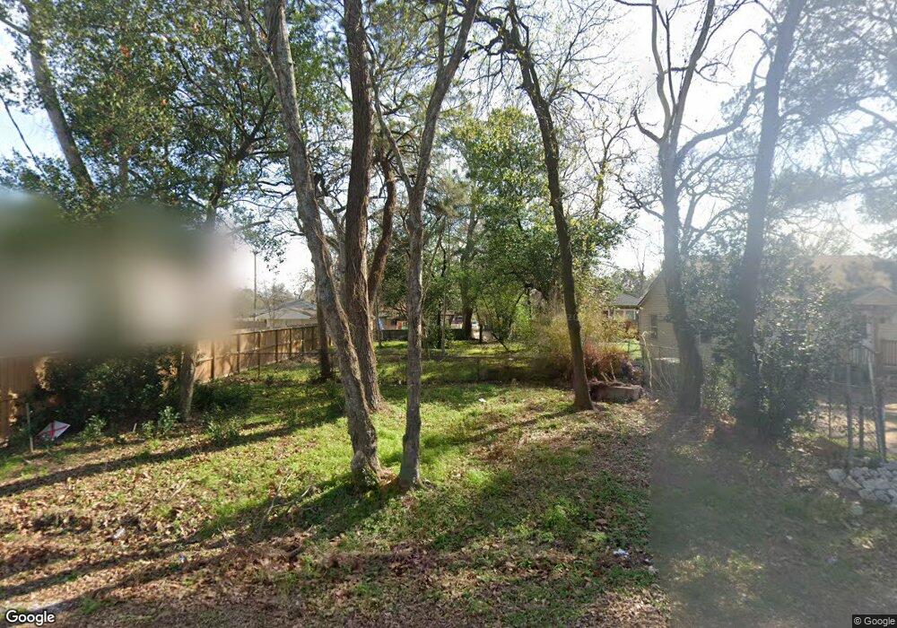 530 Wainwright St, Houston, TX 77022 - photo 1