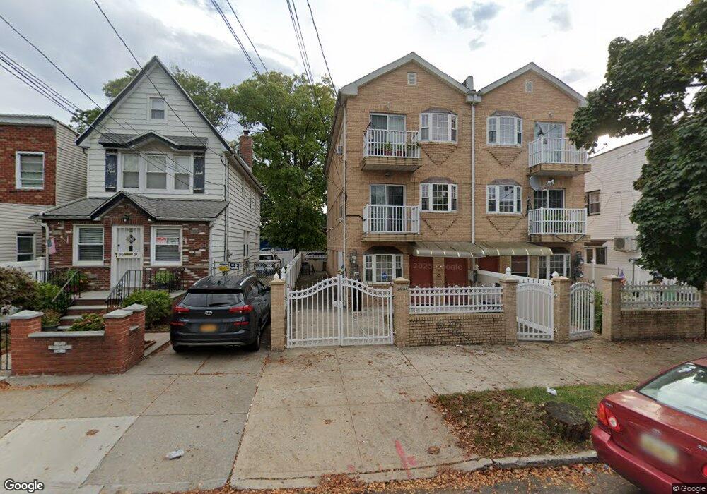 9521 94th St, Ozone Park, NY 11416 - photo 1
