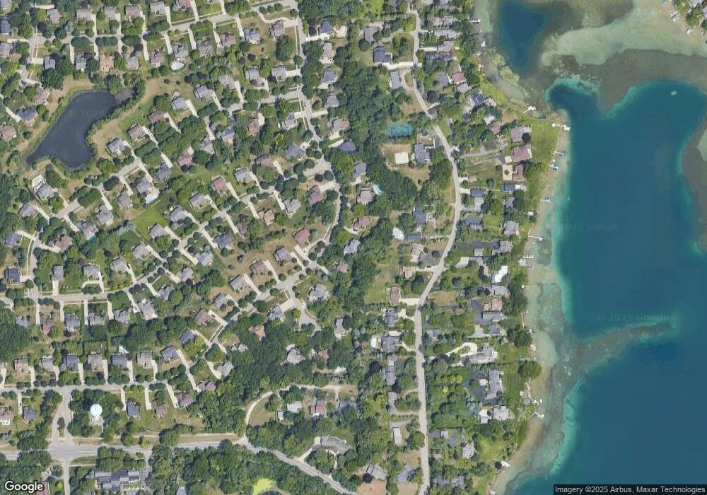 2793 West Bloomfield Oaks Dr, West Bloomfield, MI 48324 - photo 1