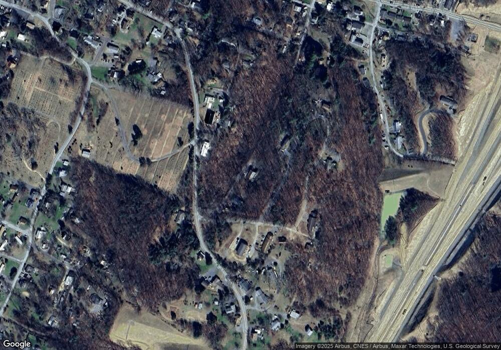 389 Johnsons Mill Rd, Berkeley Springs, WV 25411 - photo 1