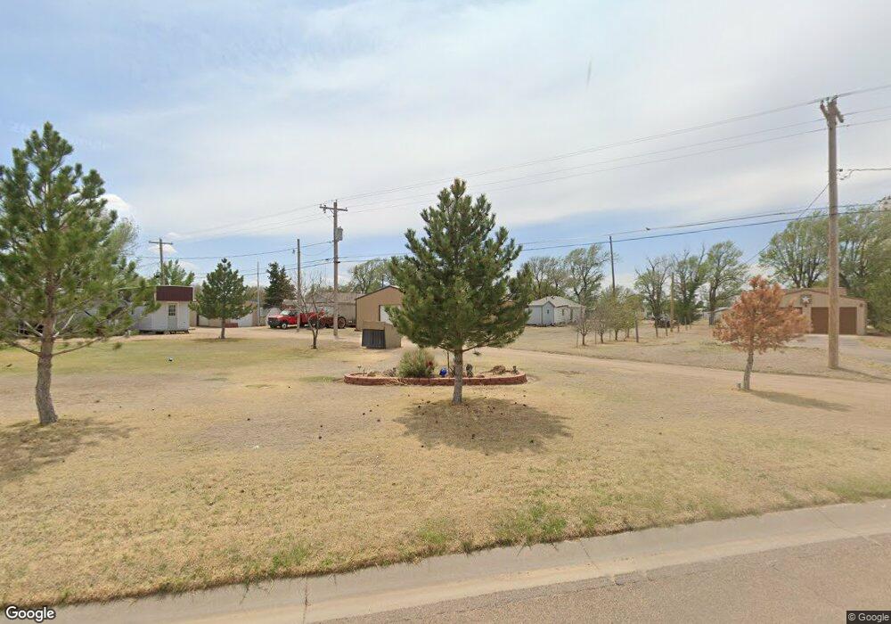 304 S Harrison St, Hugoton, KS 67951 - photo 1