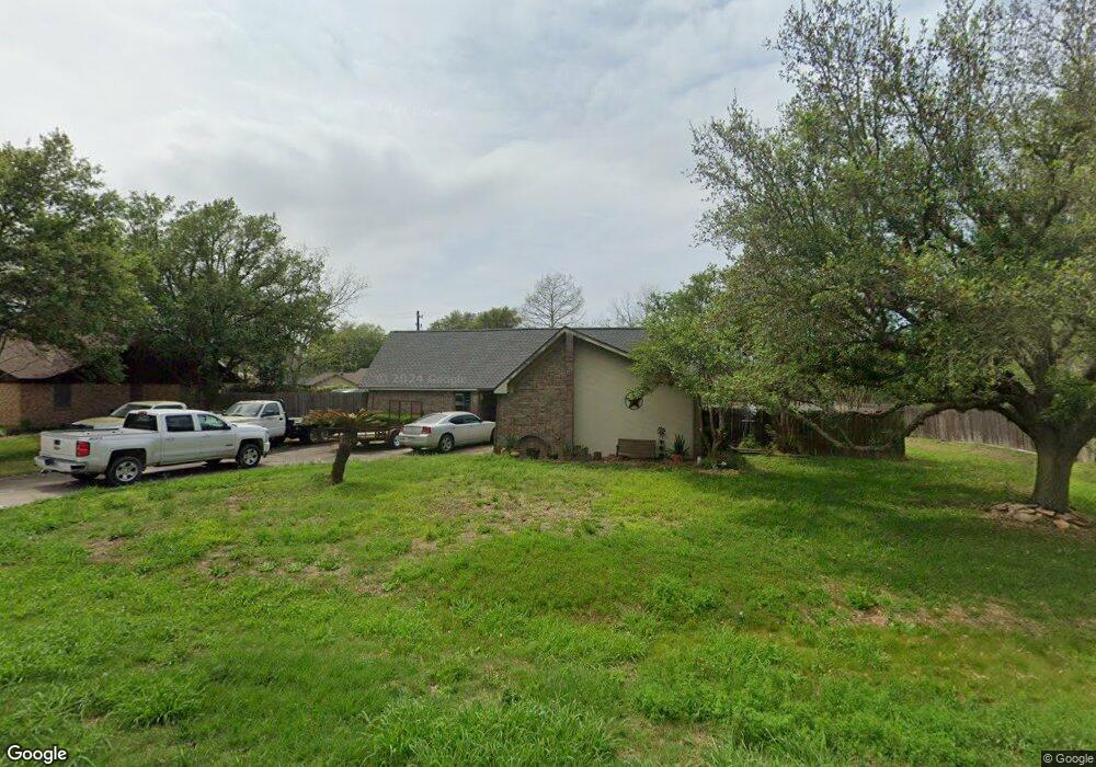 148 San Bernard St, Bay City, TX 77414 - photo 1