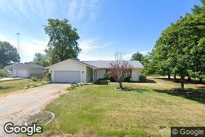 209 Hight Dr, Moweaqua, IL 62550