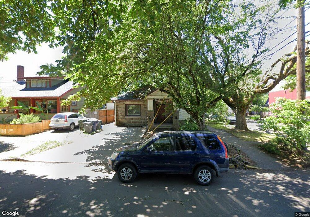 304 Adams St, Eugene, OR 97402 - photo 1