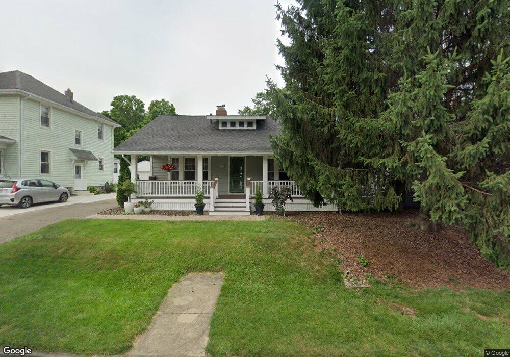 135 E Beaumont Rd, Columbus, OH 43214 - photo 1