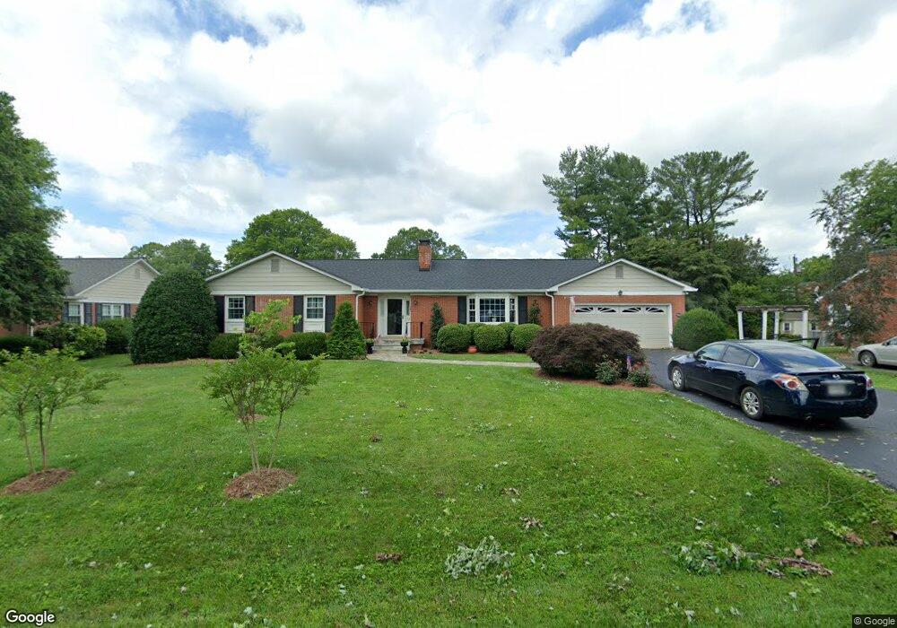 194 Norfolk Dr, Warrenton, VA 20186 - photo 1