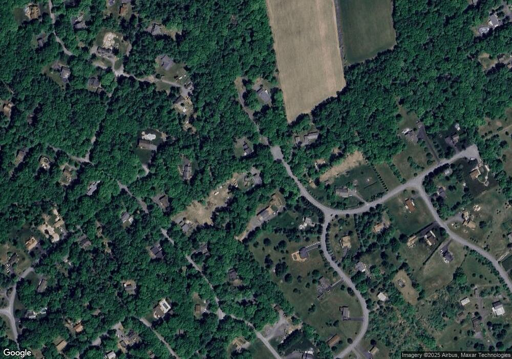 286 Rainbow Dr, Stroudsburg, PA 18360 - photo 1