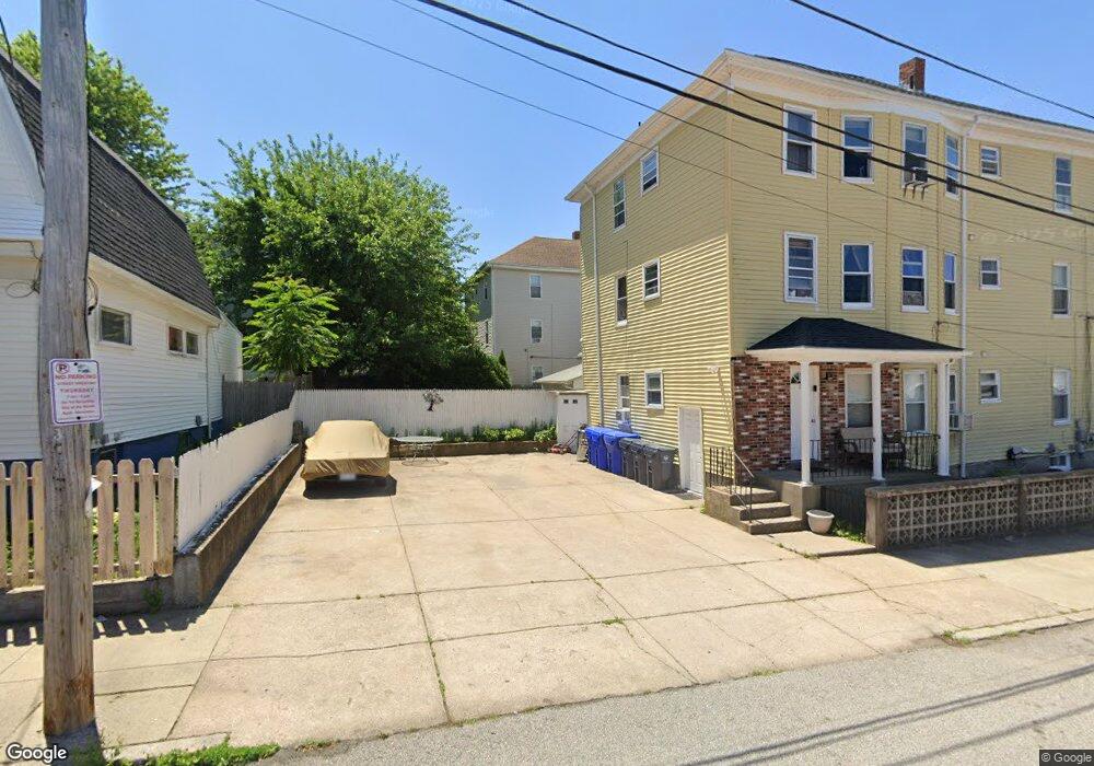 34 Barnes St unit 5, Pawtucket, RI 02860 - photo 1