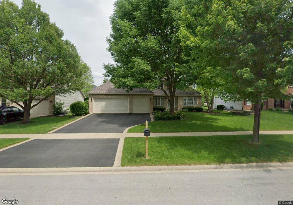 4443 Dairymans Cir, Naperville, IL 60564 - photo 1