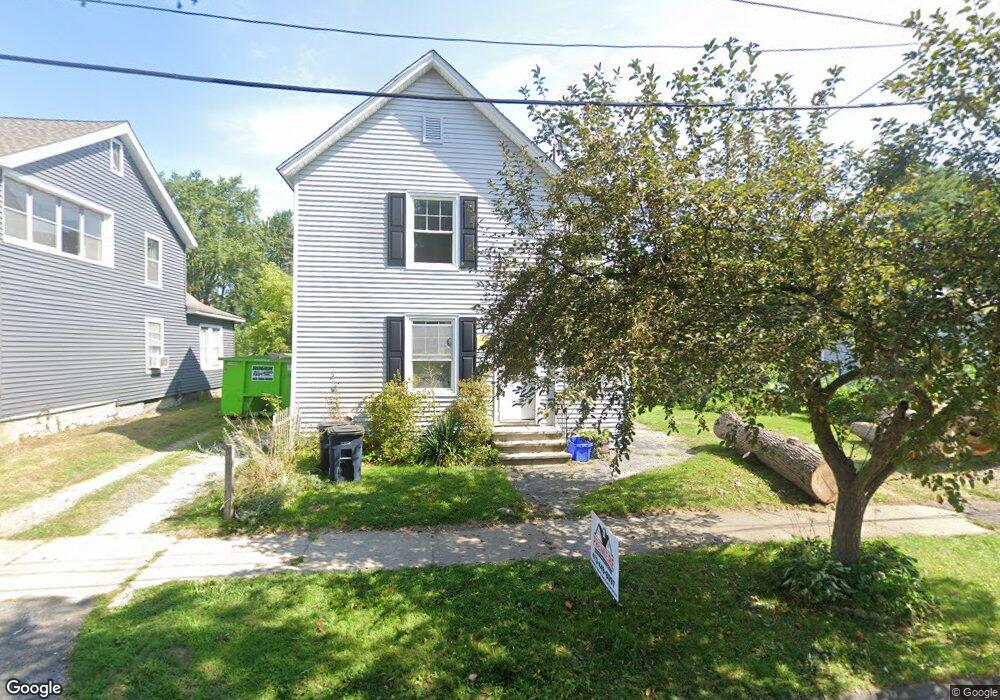 114 Danforth Ave unit 2, Pittsfield, MA 01201 - photo 1