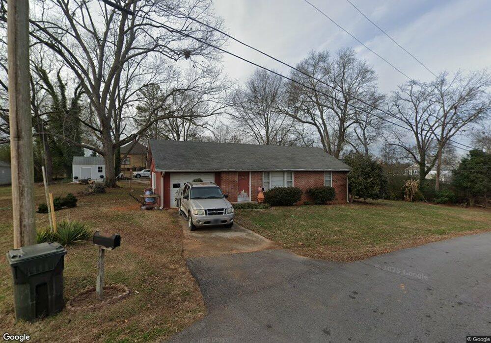 435 Clover Dr, Buford, GA 30518 - photo 1