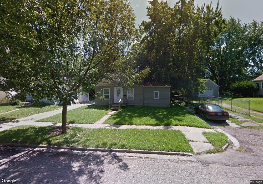 1517 Hyland St, Lansing, MI 48915 - photo 1