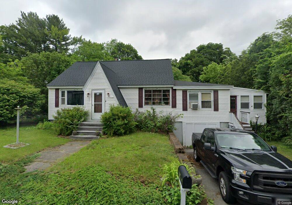 205 Dracut St, Dracut, MA 01826 - photo 1