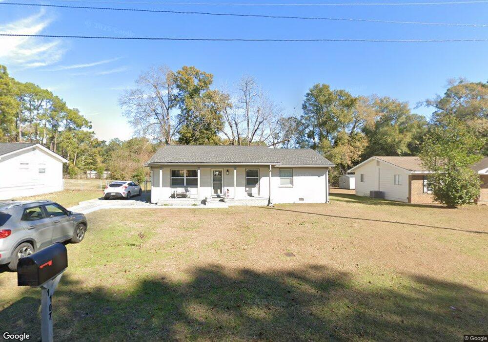 1107 Taylor St, Bainbridge, GA 39819 - photo 1