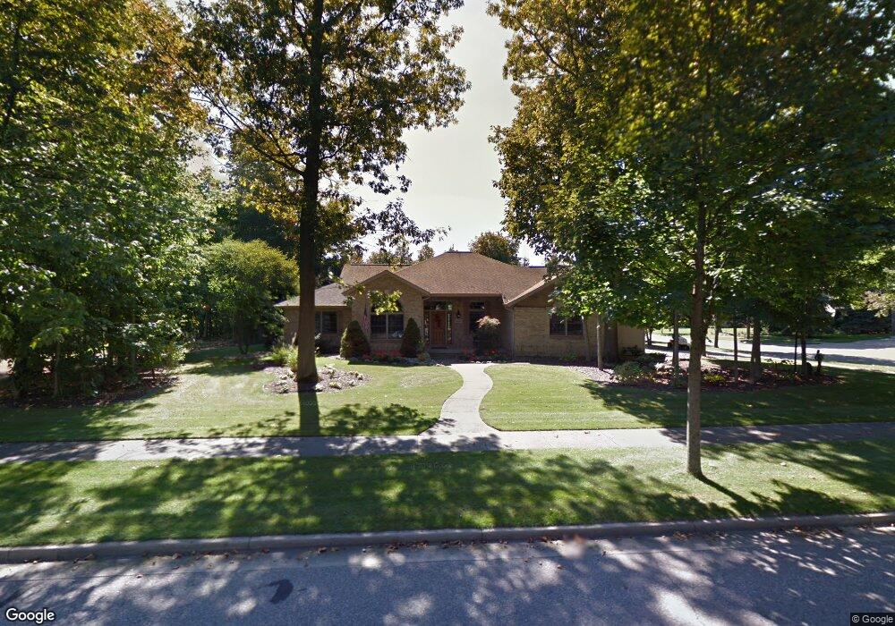 659 Maple Crest Dr, Frankenmuth, MI 48734 - photo 1