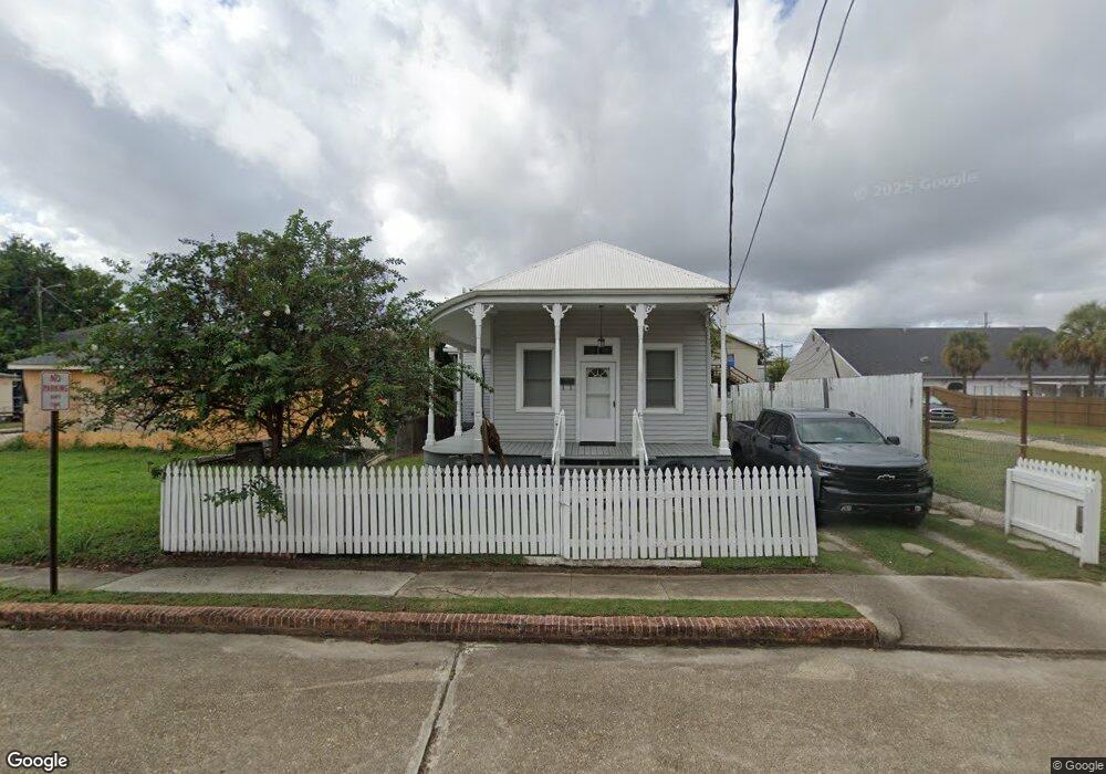 718 Grinage St, Houma, LA 70360 - photo 1