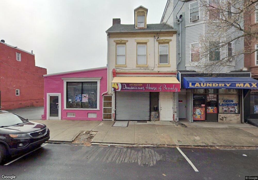 312 N 9th St, Reading, PA 19601 - photo 1