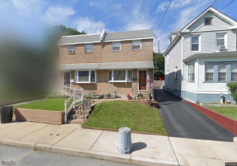 20 20 1/2 N Ridgeway Ave, Glenolden, PA 19036 - photo 1