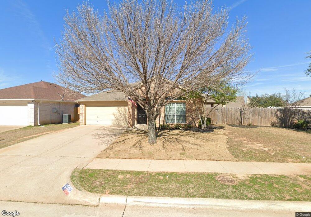 4730 Topaz Ln, Granbury, TX 76049 - photo 1
