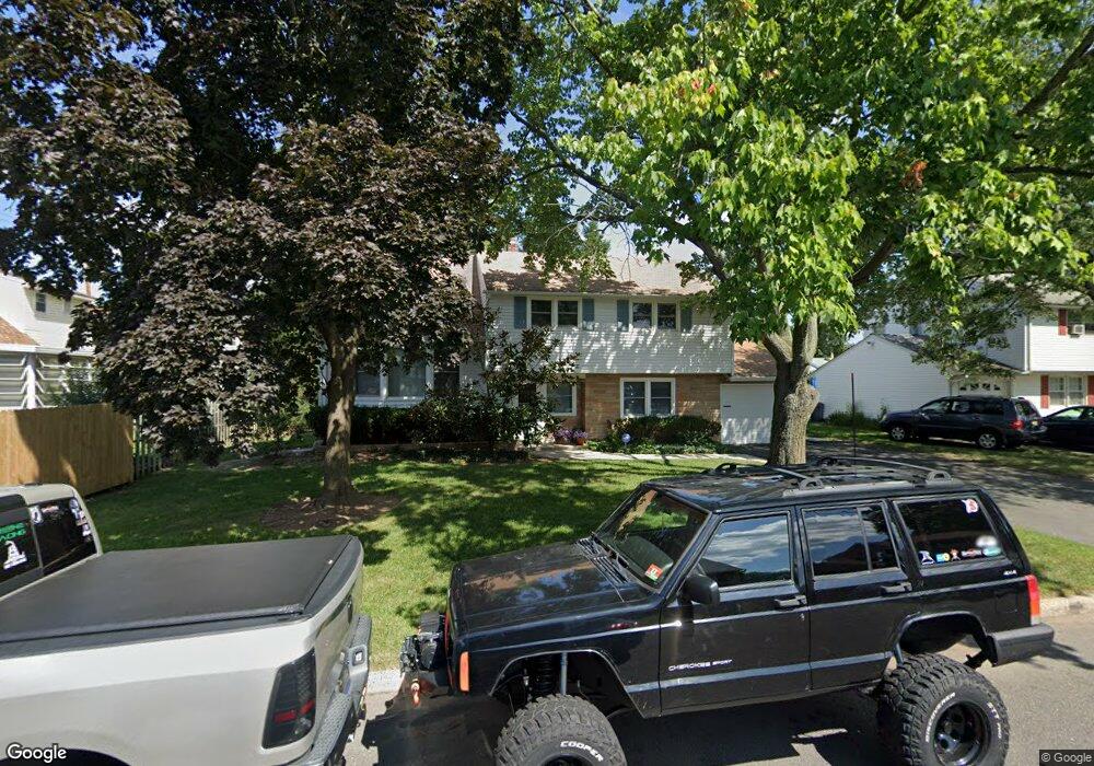 1 Lauri Ln, Middlesex, NJ 08846 - photo 1