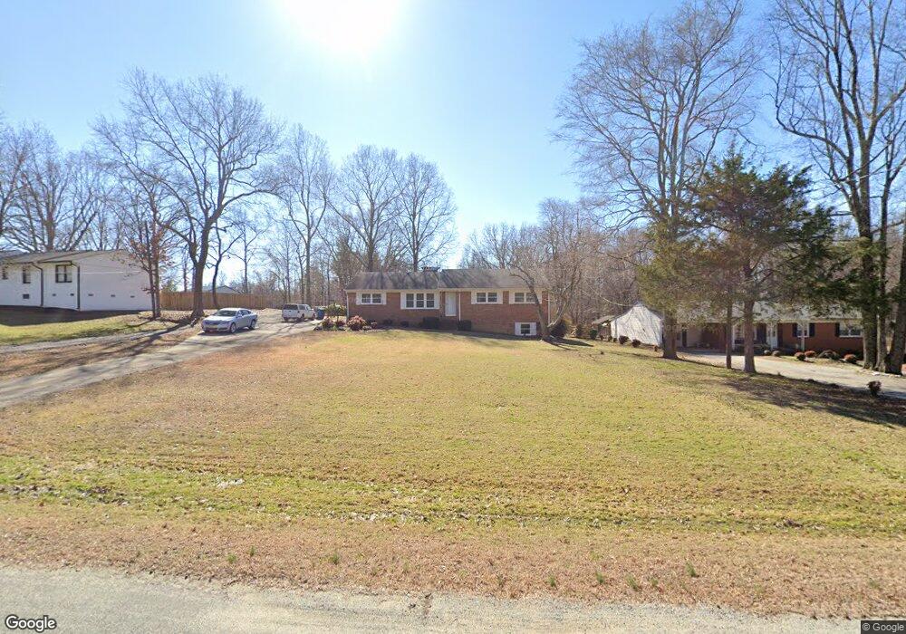 5232 Sweetwater Ct, Greensboro, NC 27407 - photo 1