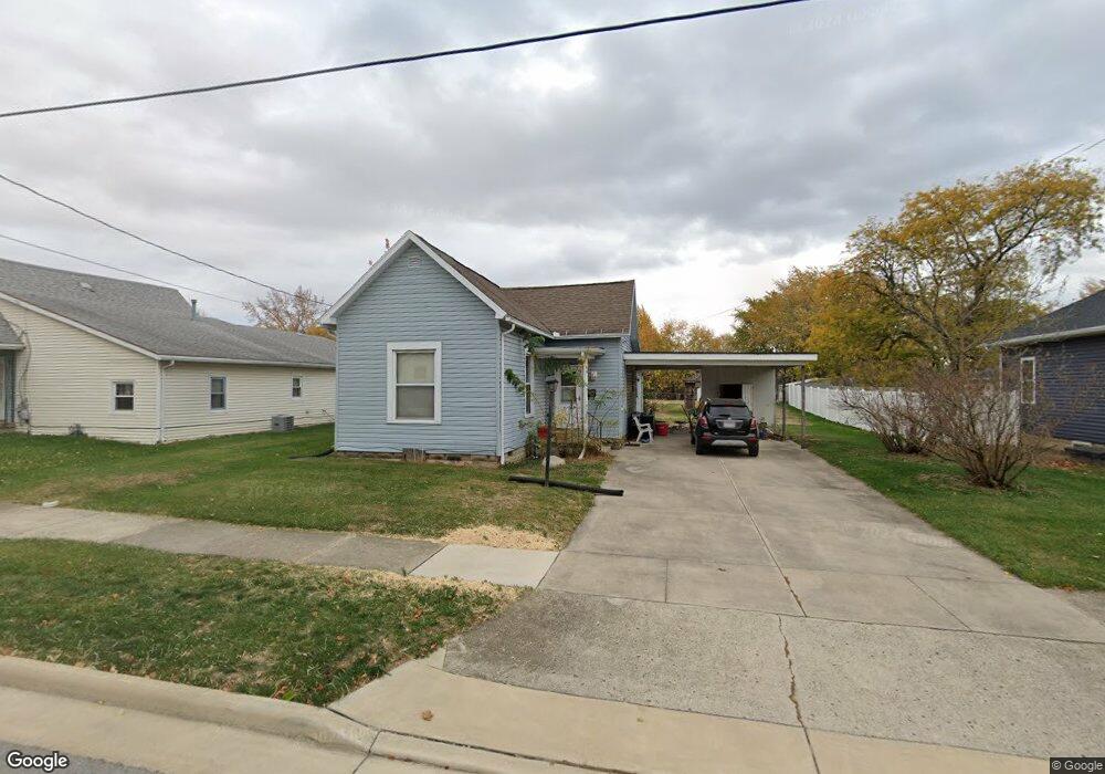 806 Murray St, Wapakoneta, OH 45895 - photo 1