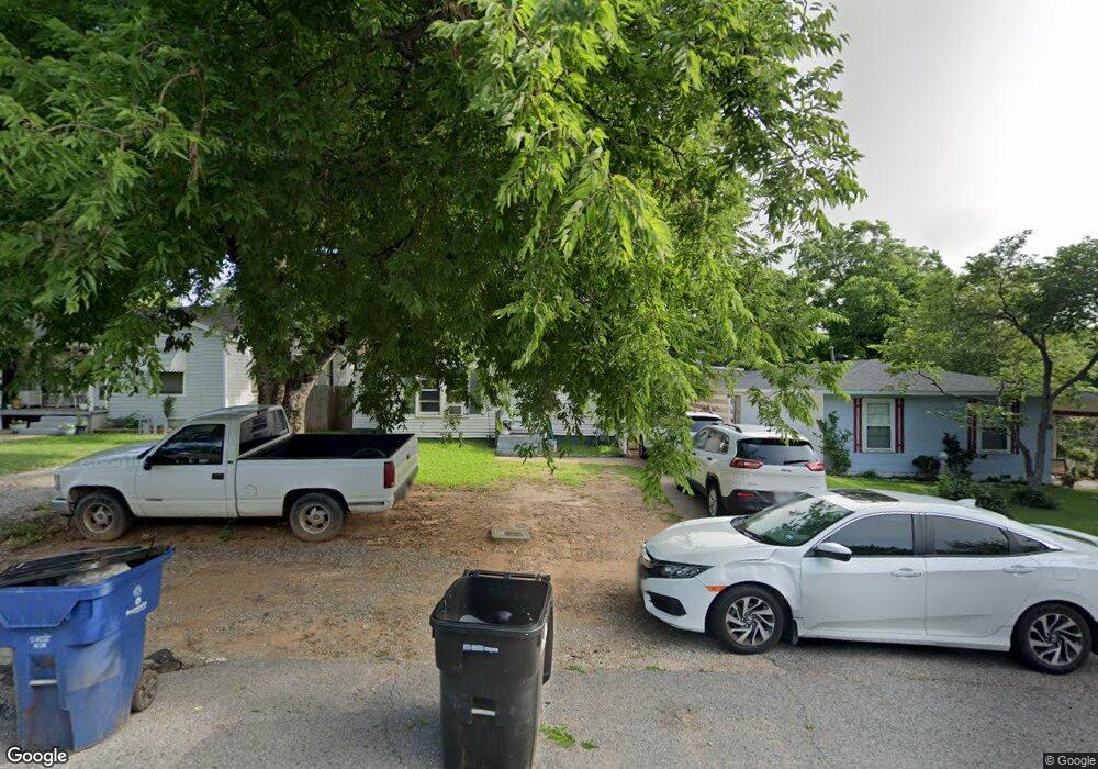 1607 W Walker St, Denison, TX 75020 - photo 1