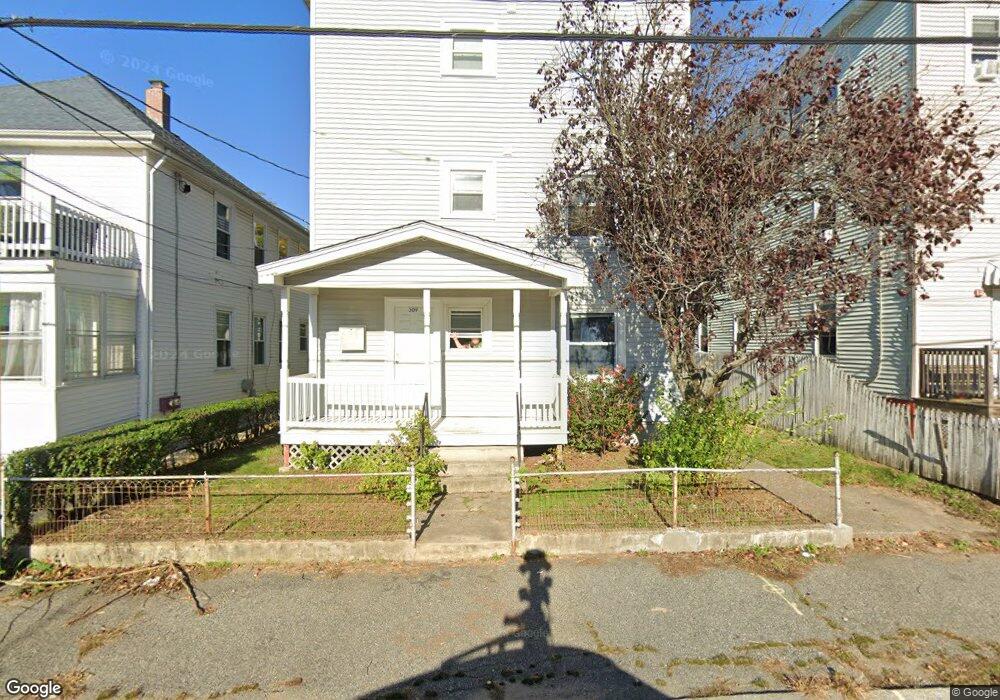 307 Lowden St, Pawtucket, RI 02860 - photo 1